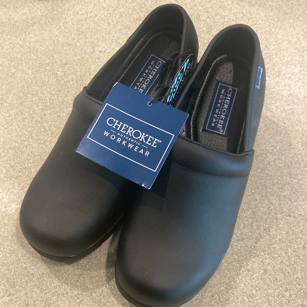 Cherokee Workwear